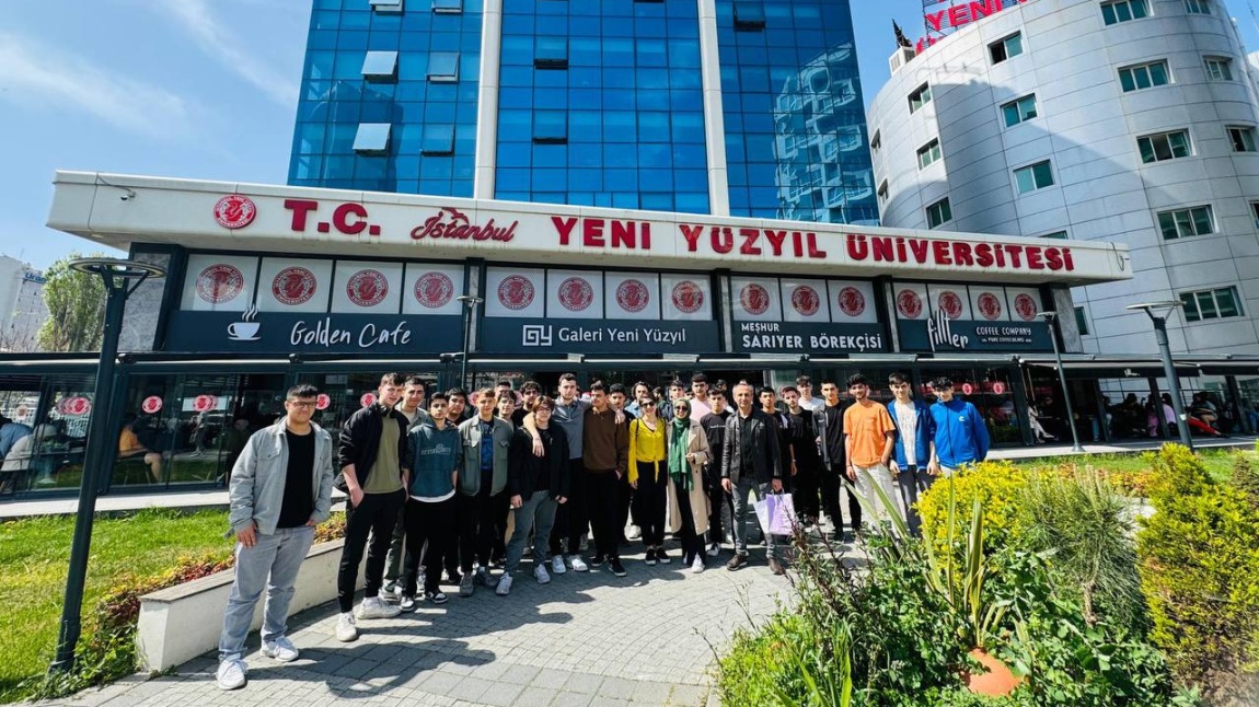 İstanbul Yeni Yüzyıl Üniversitesi Gezisi